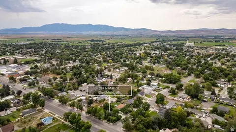 View/Area - 297 N Main St, Smithfield, UT 84335 photo 4 of 10