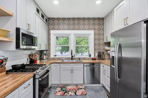 Kitchen - 297 N Main St, Smithfield, UT 84335 photo 1 of 5