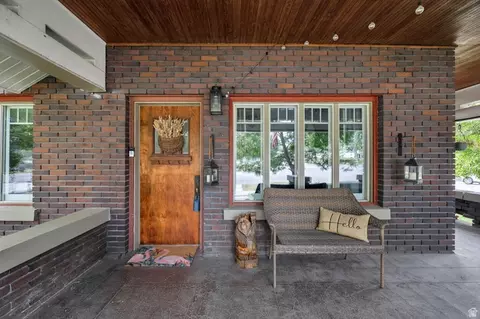 Exterior - 297 N Main St, Smithfield, UT 84335 photo 1 of 8