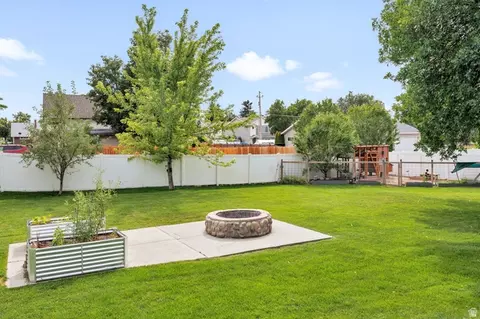 Exterior - 297 N Main St, Smithfield, UT 84335 photo 8 of 8
