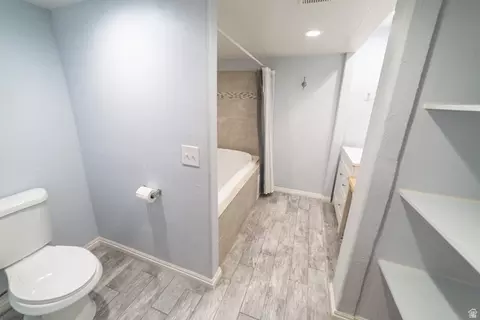 Bath - 493 N 1235 W #51, Orem, UT 84057 photo 2 of 3