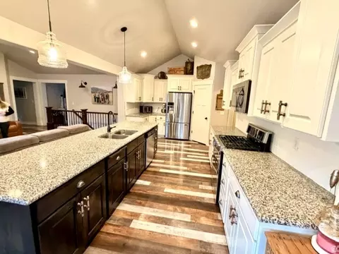 Kitchen - 37 E 700 N #11, Mapleton, UT 84664 photo 2 of 6