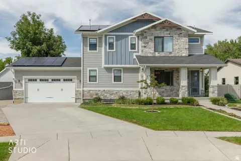 364 W Clark Cir, Farmington, UT 84025