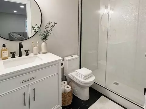 Bath - 3781 E Pawnee Rd, Eagle Mountain, UT 84005 photo 3 of 3