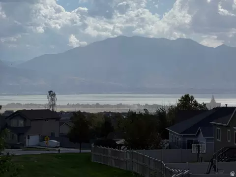 View/Area - 3781 E Pawnee Rd, Eagle Mountain, UT 84005 photo 2 of 2
