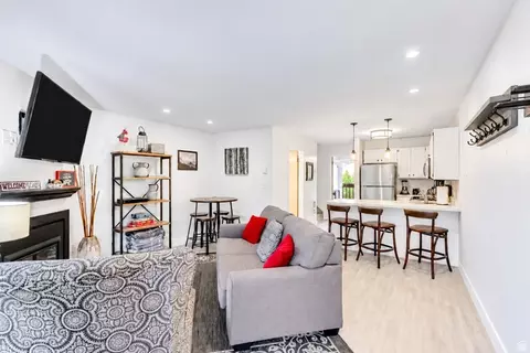 3615 N Wolf Lodge Dr #807, Eden, UT 84310