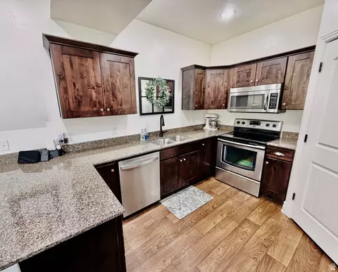 Kitchen - 113 E 780 S, Smithfield, UT 84335 photo 3 of 3