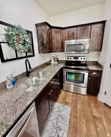 Kitchen - 113 E 780 S, Smithfield, UT 84335 photo 2 of 3
