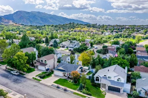 View/Area - 1033 E 5000 S, South Ogden, UT 84403 photo 3 of 7