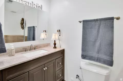 Bath - 1033 E 5000 S, South Ogden, UT 84403 photo 3 of 4