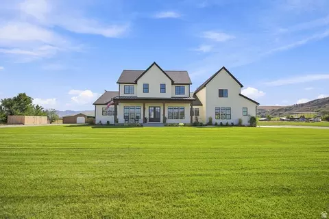 Exterior - 3272 N 800 E, Preston, ID 83263 photo 11 of 14