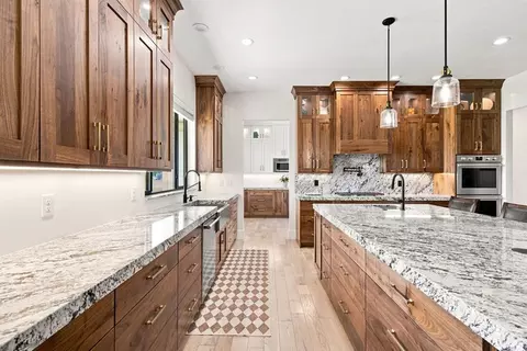 Kitchen - 3272 N 800 E, Preston, ID 83263 photo 4 of 9