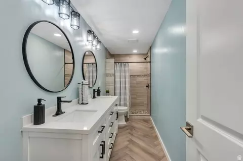 Bath - 2194 W Autumn Dr, Mapleton, UT 84664 photo 1 of 6