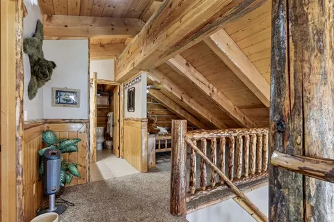Entry Way - 1074 S Bristlecone Ln, Brian Head, UT 84719 photo 3 of 10