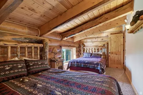 Bedroom - 1074 S Bristlecone Ln, Brian Head, UT 84719 photo 13 of 18