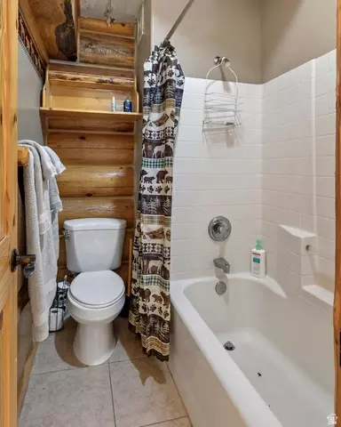 Bath - 1074 S Bristlecone Ln, Brian Head, UT 84719 photo 18 of 19
