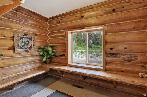 Entry Way - 1074 S Bristlecone Ln, Brian Head, UT 84719 photo 2 of 10