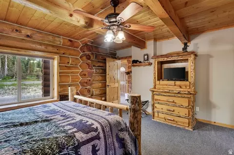 Bedroom - 1074 S Bristlecone Ln, Brian Head, UT 84719 photo 3 of 18