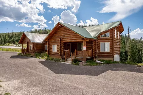 Exterior - 1074 S Bristlecone Ln, Brian Head, UT 84719 photo 11 of 14