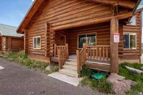 Exterior - 1074 S Bristlecone Ln, Brian Head, UT 84719 photo 3 of 14