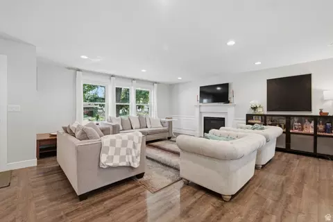 Living - 1779 E 11170 S, Sandy, UT 84092 photo 1 of 3