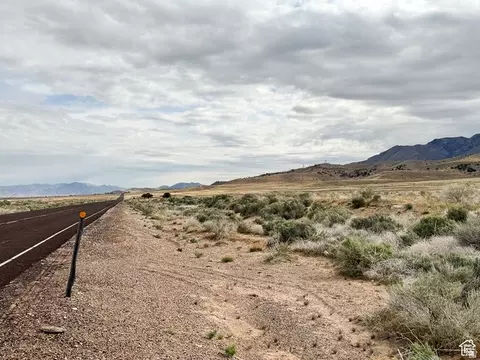 1000 S Foothill Blvd, Delta, UT 84624 photo 5
