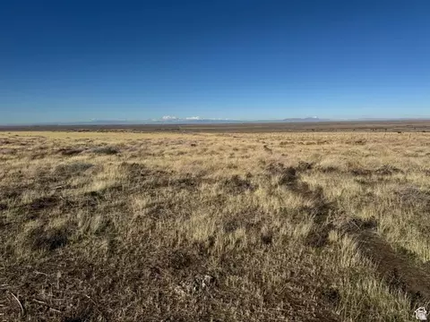 1000 S Foothill Blvd, Delta, UT 84624 photo 25