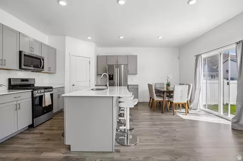 Kitchen - 3584 E 1180 S, Spanish Fork, UT 84660 photo 2 of 3