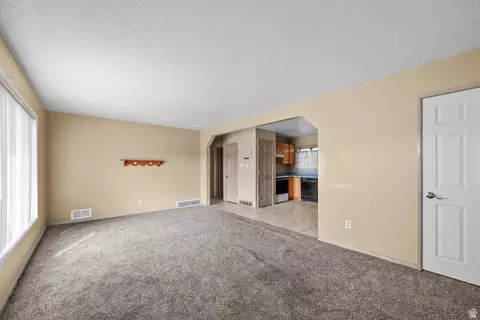 Living - 154 E 4800 S, Ogden, UT 84405 photo 1 of 4