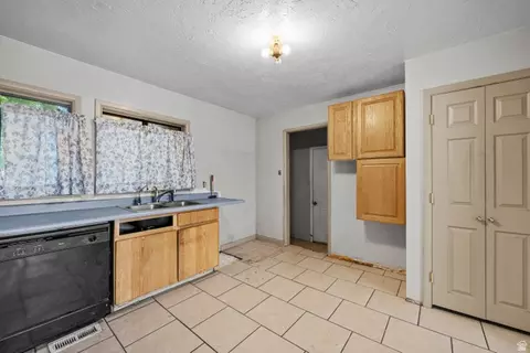 Kitchen - 154 E 4800 S, Ogden, UT 84405 photo 1 of 1