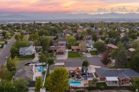 View/Area - 11631 S Hidden Cir, Sandy, UT 84092 photo 3 of 7