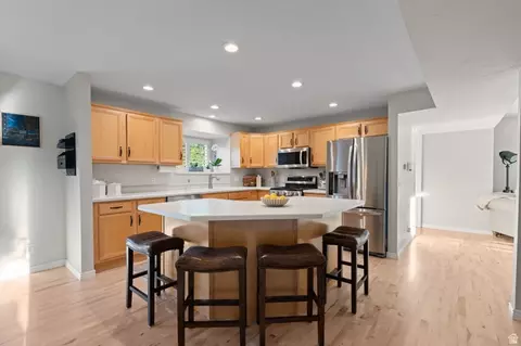 Kitchen - 11631 S Hidden Cir, Sandy, UT 84092 photo 1 of 5