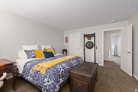 Bedroom - 11631 S Hidden Cir, Sandy, UT 84092 photo 6 of 10
