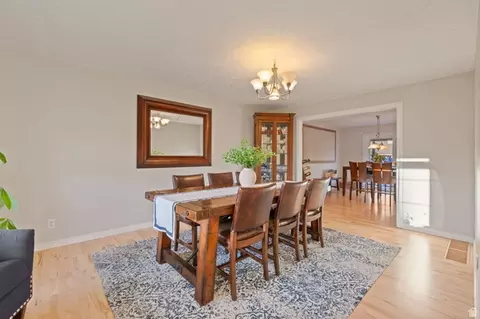 Dining - 11631 S Hidden Cir, Sandy, UT 84092 photo 3 of 5