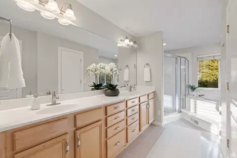 Bath - 11631 S Hidden Cir, Sandy, UT 84092 photo 1 of 6