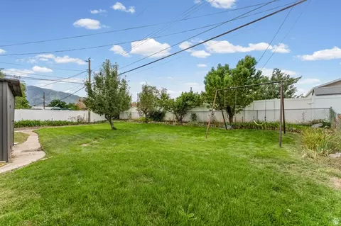 Exterior - 1108 E Diamond Way, Sandy, UT 84094 photo 7 of 7