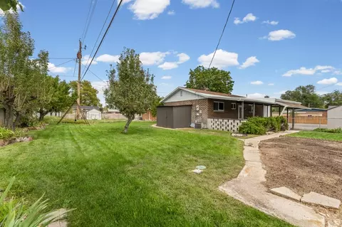 Exterior - 1108 E Diamond Way, Sandy, UT 84094 photo 5 of 7