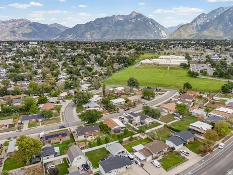 View/Area - 1108 E Diamond Way, Sandy, UT 84094 photo 9 of 11