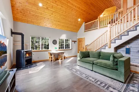 Living - 563 Ogden Cyn, Ogden, UT 84401 photo 2 of 3