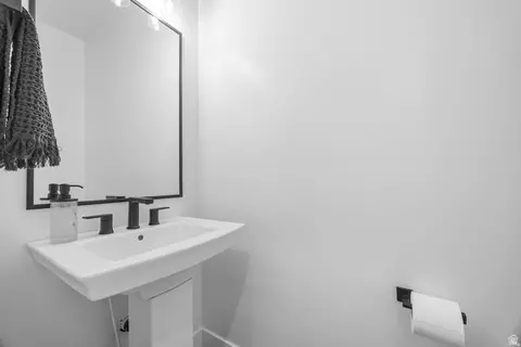 Bath - 1664 E 900 N Existing N #LE 09, Spanish Fork, UT 84660 photo 3 of 3