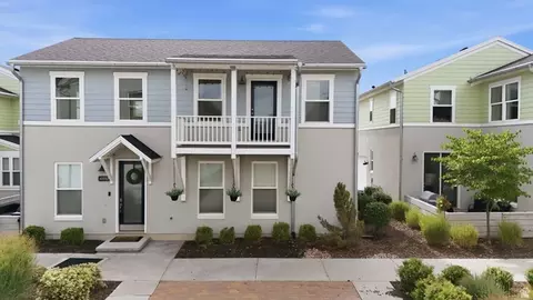10557 S Redknife Dr W, South Jordan, UT 84009