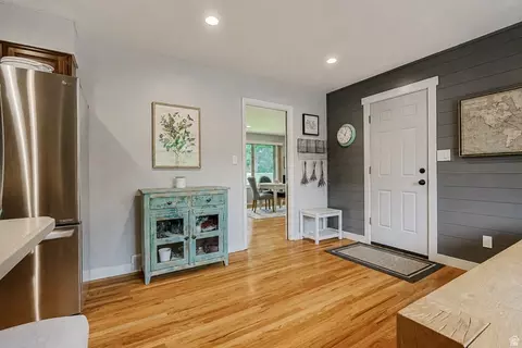 Entry Way - 2924 E Robidoux Rd, Sandy, UT 84093 photo 1 of 5
