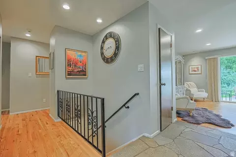 Entry Way - 2924 E Robidoux Rd, Sandy, UT 84093 photo 3 of 5