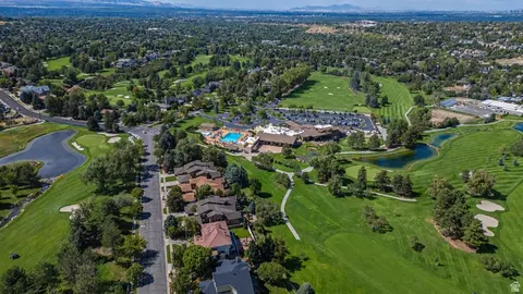 View/Area - 2924 E Robidoux Rd, Sandy, UT 84093 photo 6 of 6