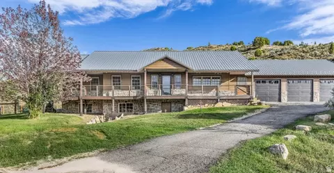 Exterior - 615 E Cherry Canyon Dr, Wanship, UT 84017 photo 3 of 9