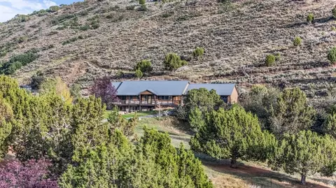 Exterior - 615 E Cherry Canyon Dr, Wanship, UT 84017 photo 9 of 9