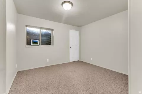 Bedroom - 615 E Cherry Canyon Dr, Wanship, UT 84017 photo 4 of 11
