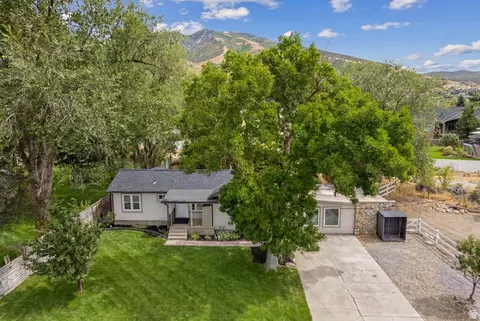 Exterior - 13307 S 1300 E, Draper, UT 84020 photo 2 of 2