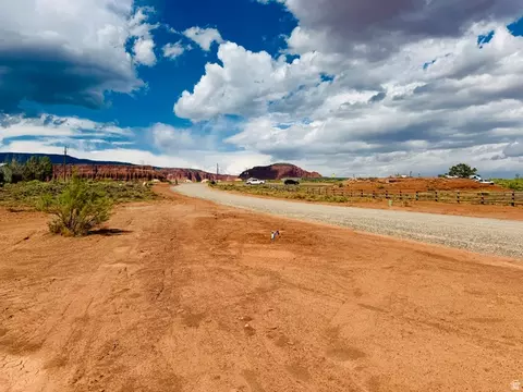 925 W 100 S #1, Torrey, UT 84775 photo 3