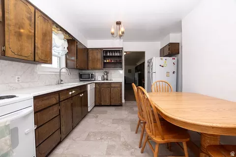 Kitchen - 15 S 400 E, Beaver, UT 84713 photo 1 of 4